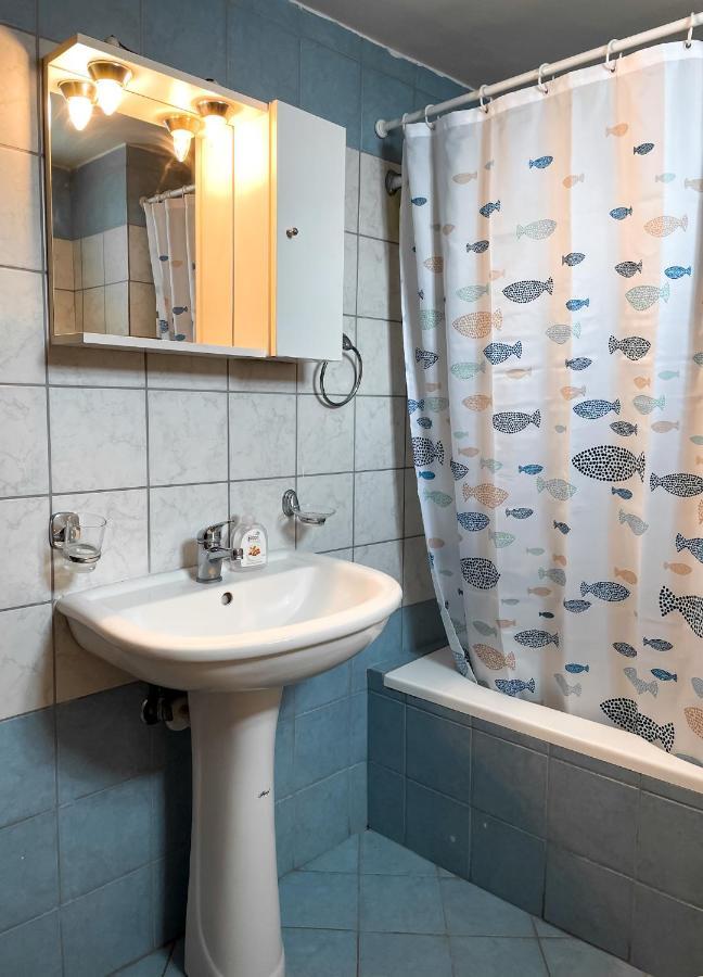 Theros Apartment Preveza Buitenkant foto